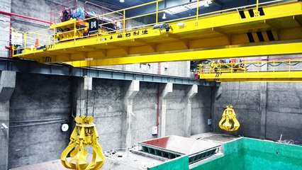 華東工控丨重慶忠縣城市生活垃圾吊起重機自控系統(tǒng)案例解析